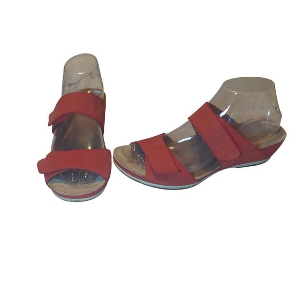 Dansko Shoes - Dansko Maddy Milled Red Nubuck Womens SZ 39/8.5 Slip On Slide Sandals